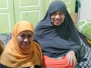 Gubernur Jatim Kunjungi Kediaman Anak Guru Tua Di Palu