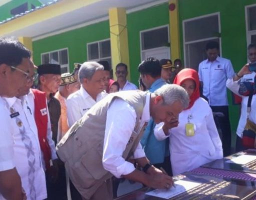 Gubernur Ganjar Pranowo Resmikan MTs Alkhairaat di Sigi, Tekankan Pentingnya Mitigasi Bencana di Sekolah