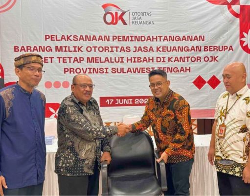 OJK Sulteng Serahkan 66 Aset kepada Yayasan Alkhairaat untuk Dukung Pendidikan dan Dakwah
