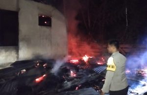 Satu Unit Rumah Dinas Guru Ponpes Alkhairaat Popayato Barat Ludes Terbakar, Dokumen Penting Ikut Musnah